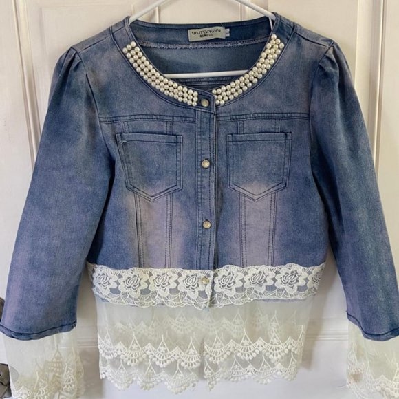 Women’s blue denim jacket - Picture 1 of 2